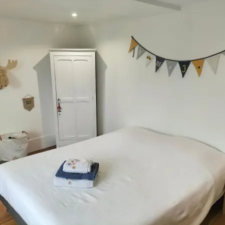 La Maison Des Remparts فاليز