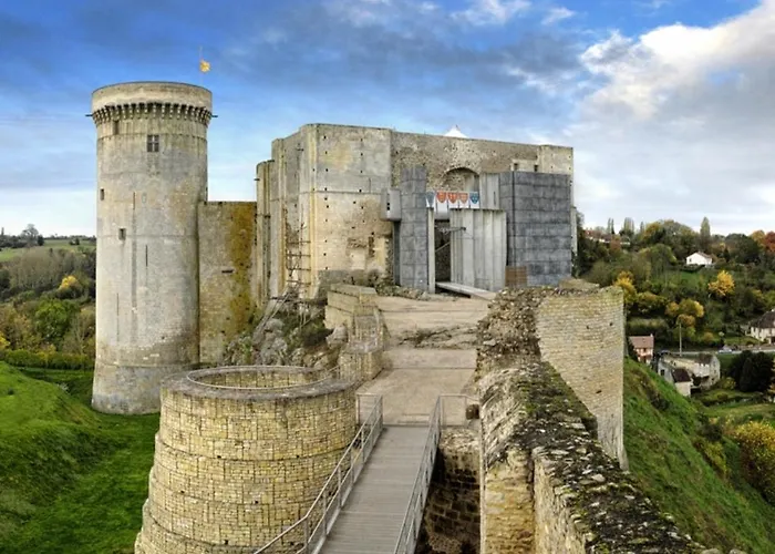 La Maison Des Remparts Falaise (Calvados)