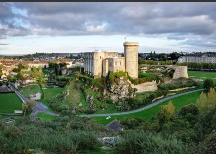 La Maison Des Remparts